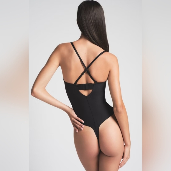 SKIMS Sleek Black Molded Underwire Shapewear Bodysuit- FITS SDD- SOLD OUT ONLINE - Picture 5 of 11
